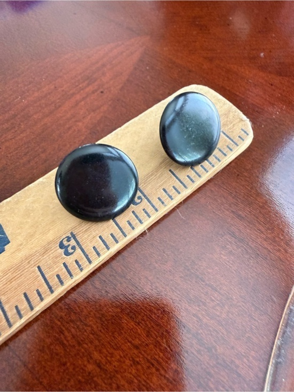 Vintage black Pierced Earrings
